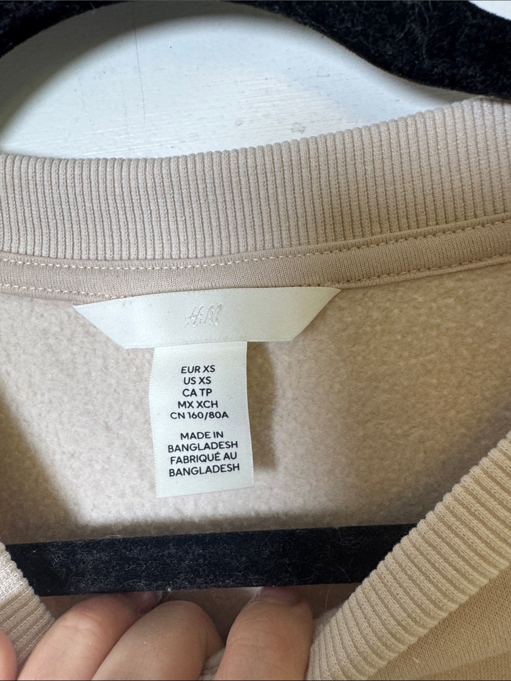 H&M Paris Place Vendôme Cream Fleece Sweatshirt XS French Graphic Pullover - Picture 2 of 8